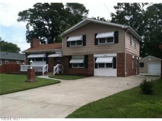 Foreclosed Home - 105 WATKINS DR, 23669