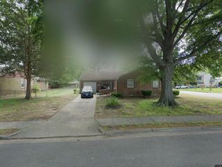 Foreclosed Home - 11 PICKETT ST, 23669