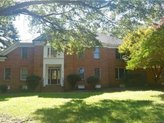 Foreclosed Home - 108 MANOR HOUSE CT, 23692