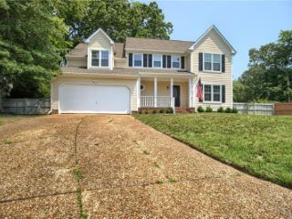 Foreclosed Home - 512 BIRKDALE CT, 23693