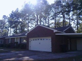 Foreclosed Home - 7 FAIRWAY DR, 23701