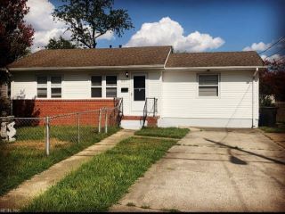 Foreclosed Home - 327 VIKING ST, 23701