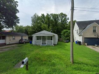 Foreclosed Home - 5907 FAWKES ST, 23703