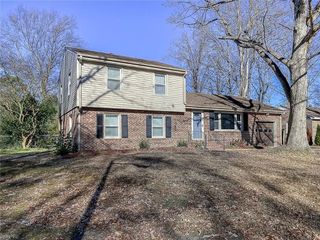 Foreclosed Home - 4112 BURRLAND RD, 23703