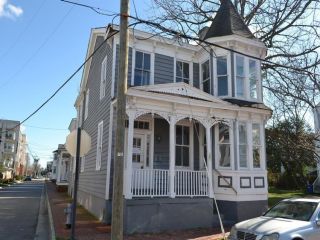 Foreclosed Home - 801 Dinwiddie Street, 23704