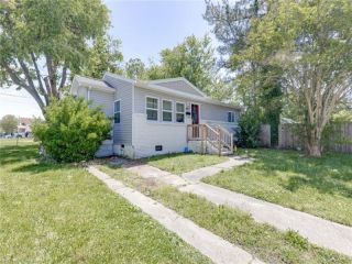 Foreclosed Home - 2901 PEACH ST, 23704
