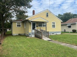 Foreclosed Home - 3220 KNOX ST, 23704