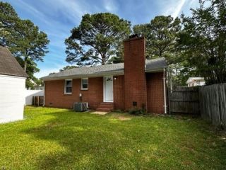 Foreclosed Home - 4209 WINCHESTER DR, 23707