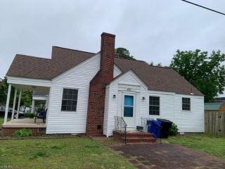 Foreclosed Home - 401 AMELIA AVE, 23707