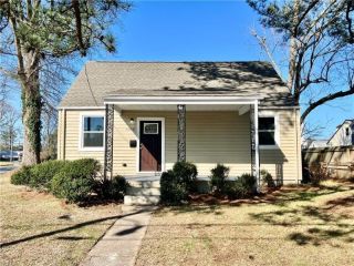 Foreclosed Home - 3512 COMMONWEALTH AVE, 23707