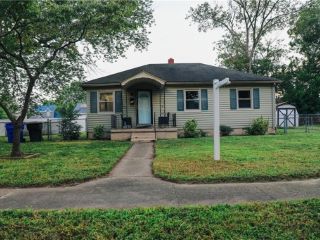 Foreclosed Home - 610 VERMONT AVE, 23707
