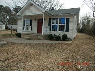 Foreclosed Home - 1634 LINCOLN ST, 23803