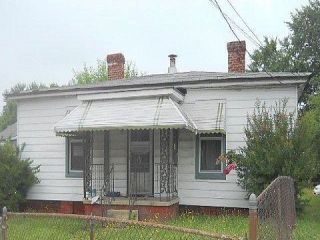 Foreclosed Home - 822 HALIFAX ST, 23803