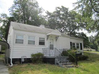 Foreclosed Home - 353 SPRING ST, 23803