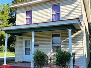 Foreclosed Home - 2131 FERNDALE AVE, 23803