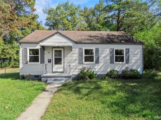 Foreclosed Home - 41 MONUMENT AVE, 23803