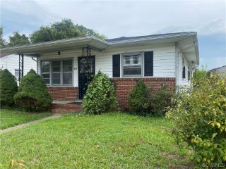 Foreclosed Home - 846 WILCOX ST, 23803