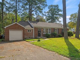 Foreclosed Home - 2717 OAK HILL RD, 23805