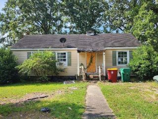 Foreclosed Home - 214 DEERFIELD DR, 23805