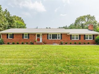 Foreclosed Home - 4210 GREENBRIAR DR, 23831