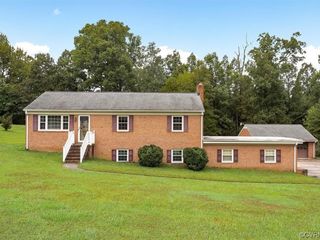 Foreclosed Home - 4100 COURTHOUSE RD, 23832