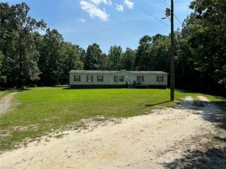 Foreclosed Home - 14 BOXWOOD LN, 23839