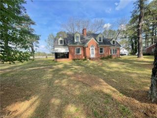Foreclosed Home - 2095 CARRSVILLE HWY, 23851