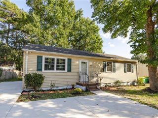 Foreclosed Home - 367 RED OAK DR, 23860
