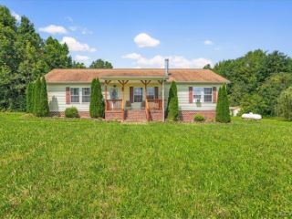 Foreclosed Home - 17150 OLD CRYORS RD, 23872