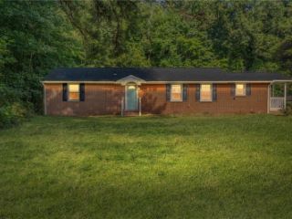Foreclosed Home - 14350 BLUE STAR HWY, 23882