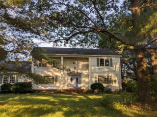 Foreclosed Home - 12261 MAIN ST, 23882