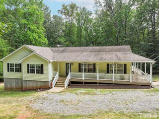 Foreclosed Home - 173 BRIARFIELD RD, 23927