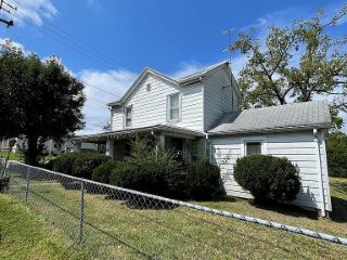 Foreclosed Home - 1400 2ND ST, 23974