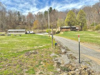Foreclosed Home - 6989 POAGE VALLEY ROAD EXT, 24018
