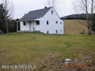 Foreclosed Home - 2627 LUSTERS GATE RD, 24060