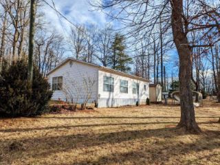 Foreclosed Home - 147 WILDERNESS DR SE, 24079