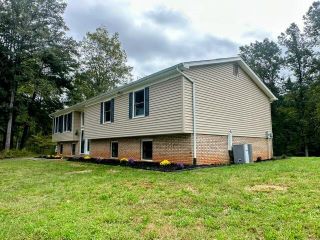 Foreclosed Home - 9540 HENRY RD, 24102