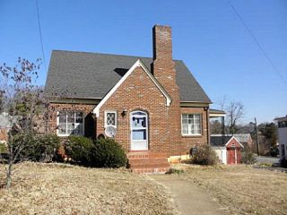 Foreclosed Home - 717 SPRUCE ST, 24112