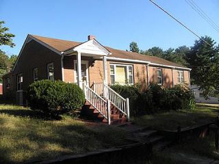 Foreclosed Home - 1035 OAK ST, 24112
