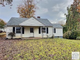 Foreclosed Home - 1439 RIVERMONT HTS, 24112