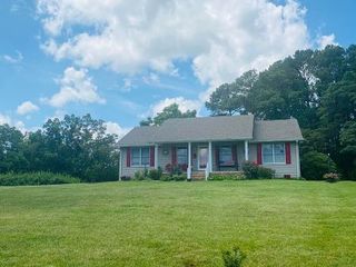 Foreclosed Home - 1175 LIPSCOMB RD, 24121