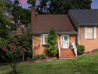 Foreclosed Home - 109 GREENBRIER DR, 24141