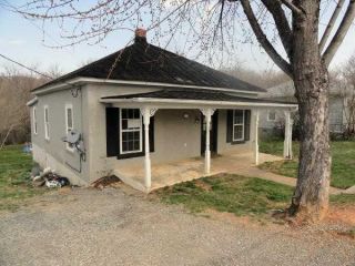 Foreclosed Home - 110 LEANOR ST, 24151
