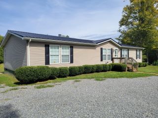 Foreclosed Home - 1117 LUCY WADE RD, 24151