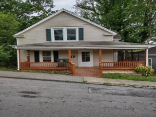 Foreclosed Home - 919 RUSSELL ST, 24201