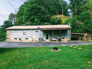 Foreclosed Home - 3446 DOG BRANCH GAP RD, 24226