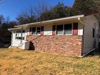 Foreclosed Home - 168 TOMLINSON RD, 24277