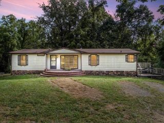 Foreclosed Home - 5315 BEAMER HOLLOW RD, 24301