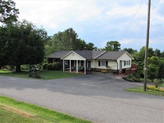 Foreclosed Home - 104 ARMORY RD, 24333