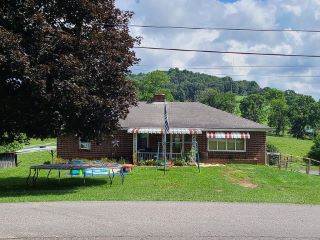 Foreclosed Home - 875 W CHILHOWIE ST, 24354